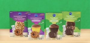 NEW Pillsbury(TM) Girl Scouts(R) Thin Mints(R) and Caramel & Coconut Flavored Baking Mixes (PRNewsFoto/The J.M. Smucker Company)
