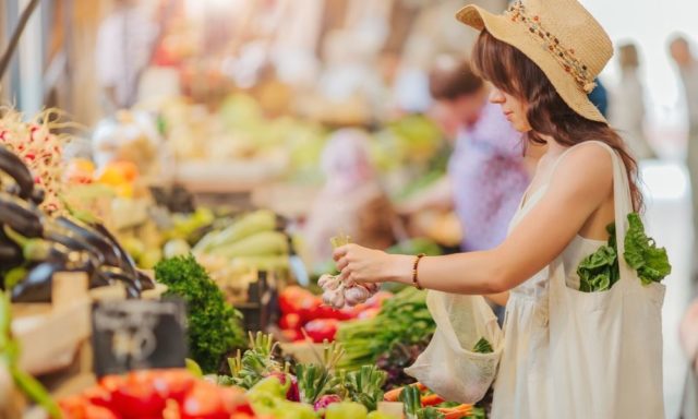3 Reasons to Shop at Your Local Farmers’ Market