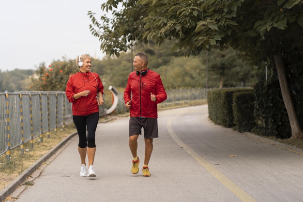 https://www.freepik.com/free-photo/front-view-senior-couple-jogging-together-outside-park_10296329.htm#page=1&query=jogging&position=45