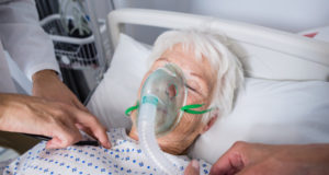 https://www.freepik.com/free-photo/doctors-examining-senior-patient-with-stethoscope_8236656.htm#page=2&query=patient+in+bed&position=0