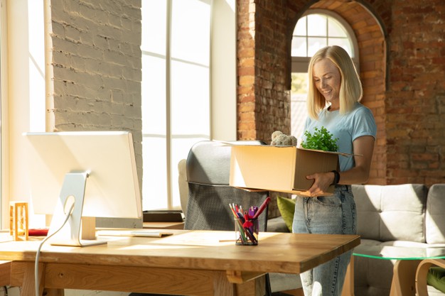 https://www.freepik.com/free-photo/young-businesswoman-moving-office-getting-new-work-place-young-caucasian-female-office-worker-equips-new-cabinet-after-promotion-looks-happy-business-lifestyle-new-life-concept_11529992.htm#page=2&query=business+move&position=6