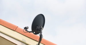 https://www.freepik.com/premium-photo/satellite-dish-tv-antennas-house-roof-dish-communication_7654483.htm