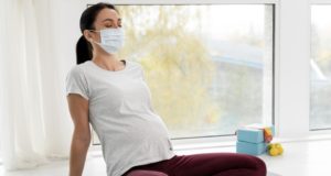 https://www.freepik.com/free-photo/pregnant-woman-with-medical-mask-relaxing_11106533.htm#page=1&query=covid%20pregnant&position=1