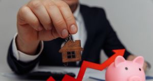 https://www.freepik.com/premium-photo/man-hand-holding-house-key-closeup-red-arrow-stack-coins-money-business-investment-real-estate-concept_13593532.htm#page=1&query=home%20prices&position=25