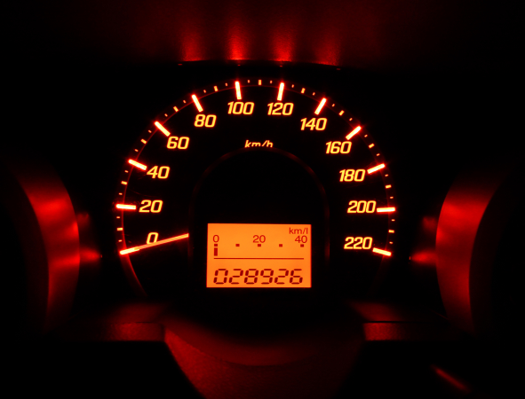 https://www.freepik.com/premium-photo/glow-car-dashboard_5583597.htm#page=1&query=mileage%20odometer&position=41
