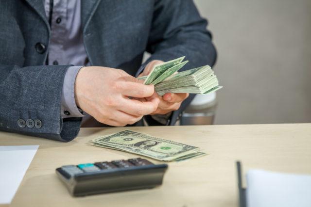 https://www.freepik.com/free-photo/young-businessman-working-from-his-office-counting-cash-money_13563010.htm#page=1&query=money%20counting&position=3