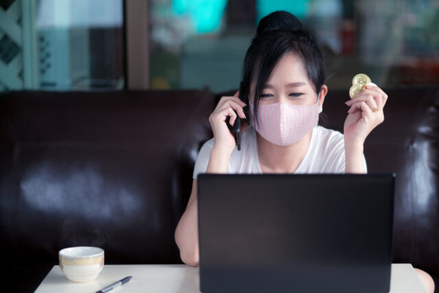 https://www.freepik.com/premium-photo/online-shopping-concept-woman-wearing-face-mask-hands-holding-mobile-phone-showing-payment-success-with-bitcoin-laptop-computer-home_8296982.htm#page=1&query=online%20shopping%20bitcoin&position=6&from_view=search