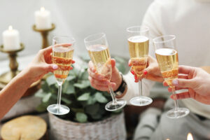 https://www.freepik.com/free-photo/champagne-toast_6916484.htm#page=1&query=champagne&position=17&from_view=search
