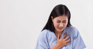 https://www.freepik.com/premium-photo/woman-patient-suffering-from-heart-attack_12899632.htm#query=women%20heart%20attack&position=22&from_view=search