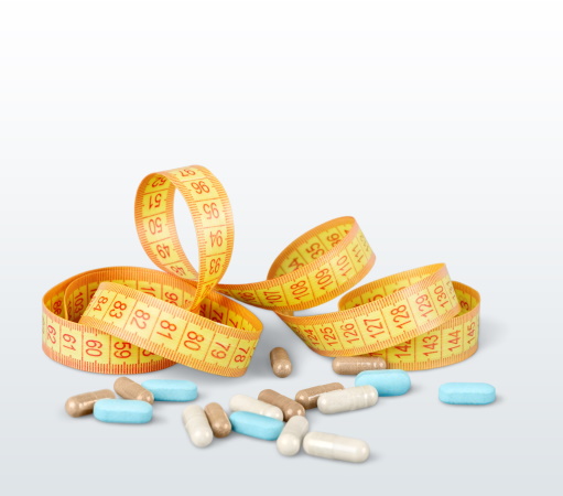 https://www.freepik.com/premium-photo/capsules-yellow-measuring-tape-white-background_23129568.htm#query=weight%20loss%20pill&position=22&from_view=search