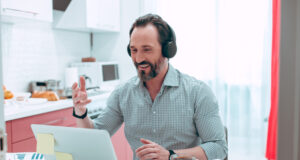https://www.freepik.com/premium-photo/positive-caucasian-man-sitting-kitchen-table-with-laptop-gesturing-during-video-call-graphic-charts-by-his-side_23385667.htm#query=call%20tracking&position=15&from_view=search