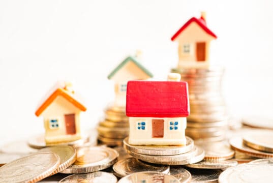 https://www.vecteezy.com/photo/7209445-house-on-stack-of-coins-investment-property-finance-concept