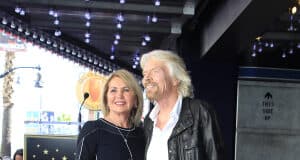 https://www.vecteezy.com/photo/7475992-los-angeles-ca-oct-16-2018-sir-richard-branson-and-wife-at-the-sir-richard-branson-star-ceremony
