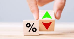 https://www.vecteezy.com/photo/7759830-business-man-hand-change-wood-cube-block-with-percentage-to-up-and-down-arrow-symbol-icon-interest-rate-stocks-financial-ranking-mortgage-rates-and-cut-loss-concept