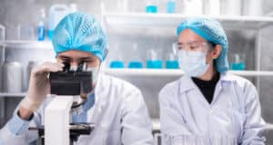 https://www.vecteezy.com/photo/7669559-scientist-looking-through-scientific-microscope-lense-in-laboratory-scientist-doing-research-in-term-of-medicine-biotechnology-biology-or-chemistry-doctor-analyzing-work-in-medical-microbiology-lab