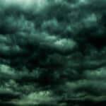 vecteezy_dramatic-dark-sky-and-clouds-cloudy-sky-background-black_7773416_654
