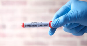 https://www.vecteezy.com/photo/6351801-hand-hold-omicron-variant-corona-virus-blood-test-tube