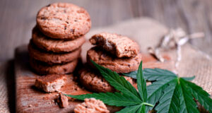 https://www.vecteezy.com/photo/11909749-delicious-sweet-dessert-cookie-with-hemp-leaf-plant-thc-cbd-herbs-food-snack-and-medical-cannabis-food-cookies-with-cake-chocolate-cannabis-leaf-marijuana-herb-on-wooden-background