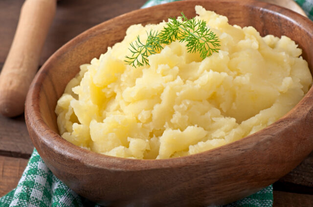 https://www.freepik.com/free-photo/fresh-flavorful-mashed-potatoes_7012212.htm#query=mashed%20potatoes&position=1&from_view=search&track=sph