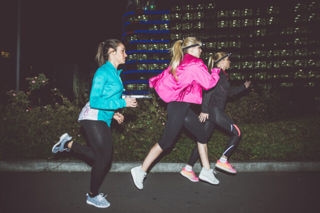 https://www.freepik.com/premium-photo/three-women-running-night-city-center_7252612.htm#query=nightime%20jogging&position=18&from_view=search&track=ais