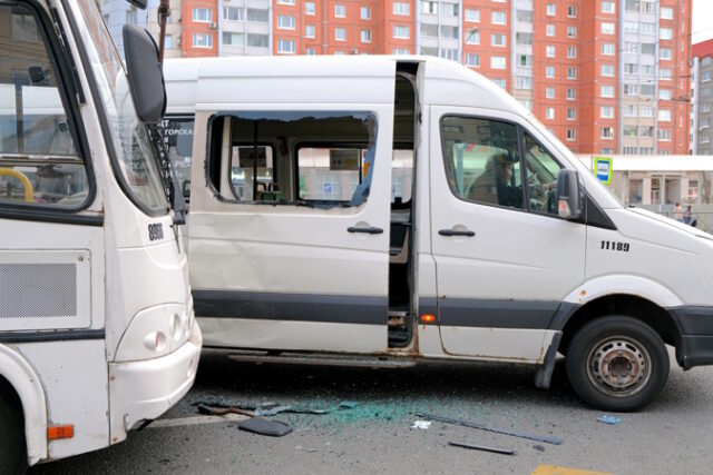https://www.freepik.com/premium-photo/collision-two-shuttle-buses-bus-stop-car-accident-street-saint-petersburg-russia-may-15-2021_16066449.htm#page=4&query=truck%20accident&position=21&from_view=search&track=ais