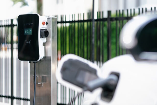 https://www.freepik.com/premium-photo/focus-progressive-public-charging-station-with-blurred-ev-car-background_39899539.htm#query=Electric%20vehicles&position=35&from_view=search&track=ais