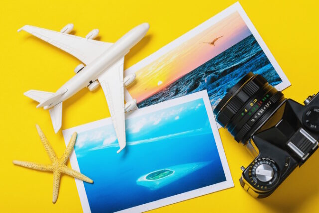 https://www.freepik.com/premium-photo/toy-airplane-vacation-photos-camera-yellow-background-top-view_14307495.htm#query=plane%20travel&position=16&from_view=search&track=ais