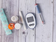 https://www.vecteezy.com/photo/2028833-top-view-of-diabetic-measurement-tools-and-pills-on-color-background