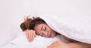 https://www.vecteezy.com/photo/2753904-women-are-sleeping