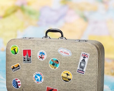 https://www.freepik.com/premium-photo/retro-suitcase-with-stikkers-floor_6353762.htm#fromView=search&page=1&position=9&uuid=116a358a-6544-48b4-9886-284b06cb2869